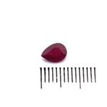 Rubin 0.70 ct Rot Birne – Leicht opak mit Zertifikat von Gem-A