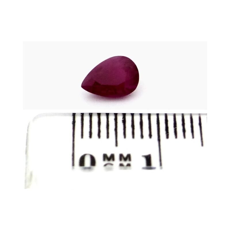 Rubin 1.03 ct Rot Birne – Natürlich, leicht opak & mit Zertifikat