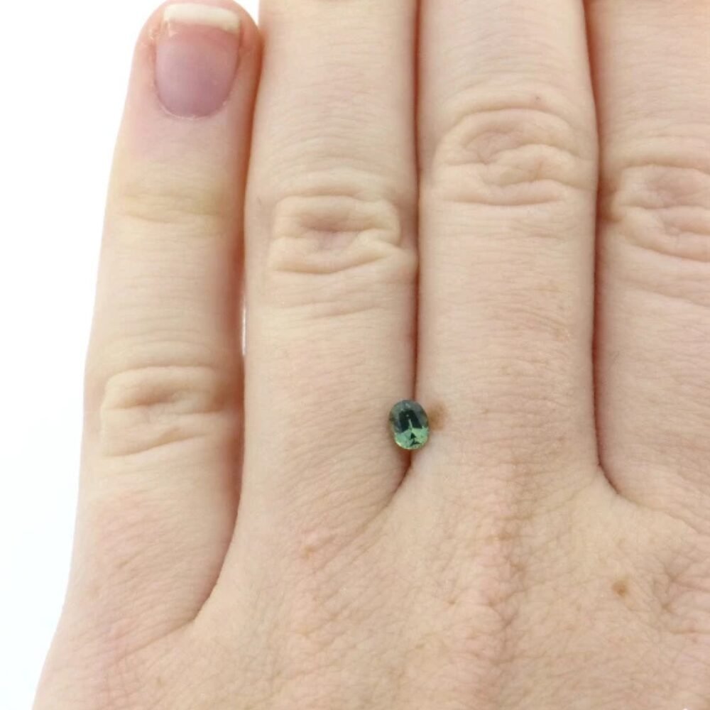 Saphir 0.30 ct Blaugrün Oval – Unbehandelter Edelstein aus Frankreich (2) Saphir 0.30 Karat Blaugrün Oval – Unbehandelter Edelstein aus Frankreich