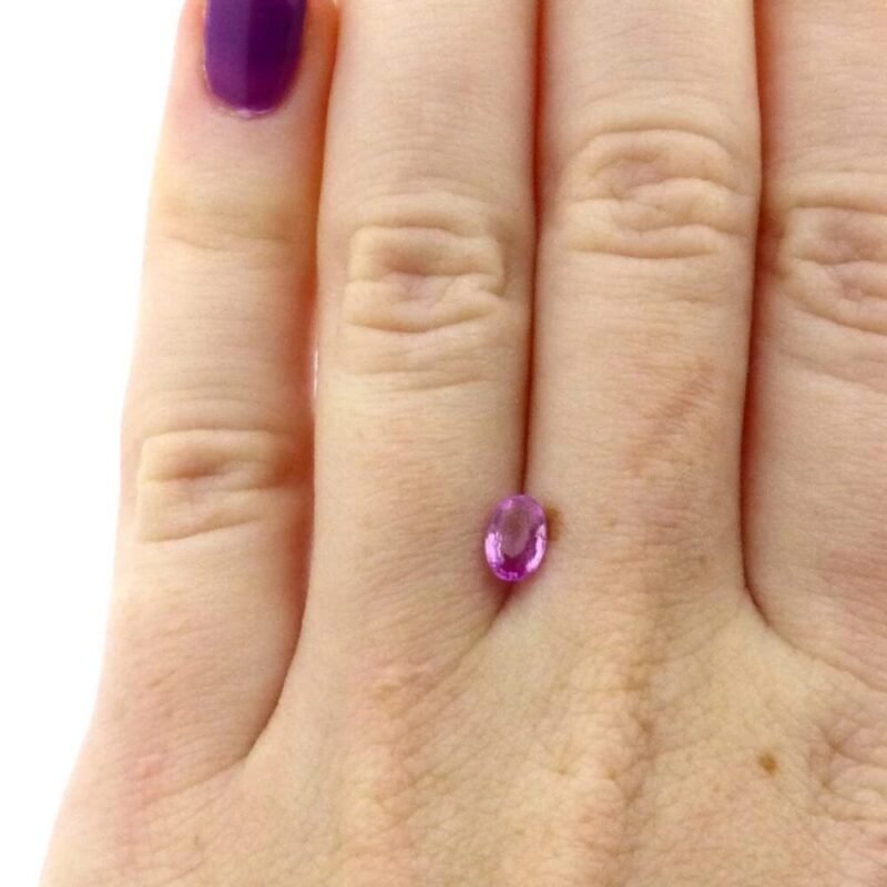 Saphir 0.54 ct Rosa Oval – Lebendiger Edelstein für stilvolle Schmuckstücke