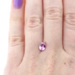 Saphir 0.88 Karat Pink Oval – Unbehandelter Edelstein aus Madagaskar