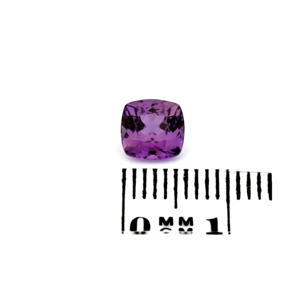 Saphir 1.24 Karat kaufen 1 Saphir 1.24 Karat kaufen – Unbehandelter violetter Cushion-Schliff aus Madagaskar