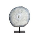 Achat auf Stand 19 x 18 x 7.5 cm – Naturstein aus Brasilien – Saphir & Smaragd Achat auf Stand 19 x 18 x 7.5 cm – Naturstein aus Brasilien