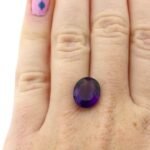 Amethyst Oval 4.07 Karat – Intensives Mauve, klare Qualität – Saphir & Smaragd Amethyst Oval 4.07 Karat – Intensives Mauve, klare Qualität