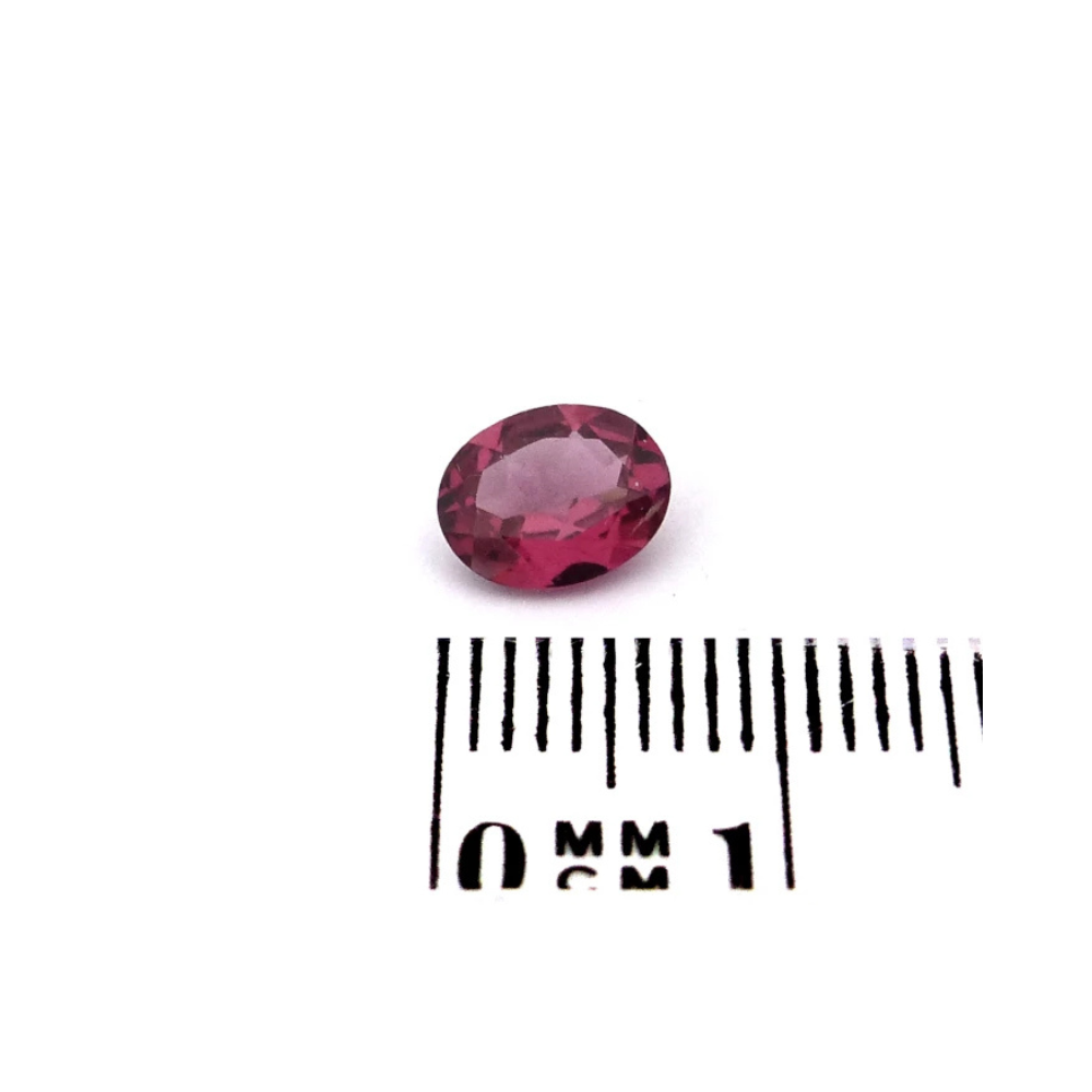 Granat 0.96 Karat Rosa Oval (2) Granat 0.96 Karat Rosa Oval – Almandin mit Zertifikat und natürlicher Brillanz