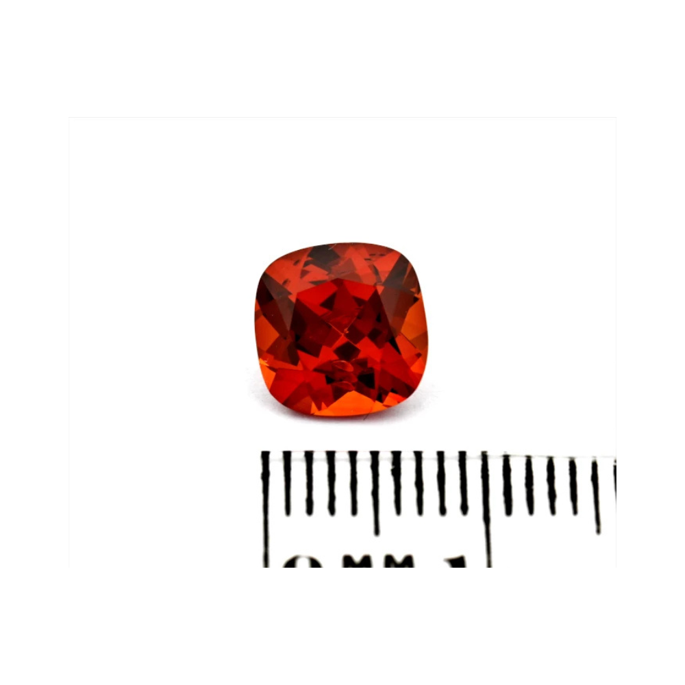 Granat 2.70 Karat Orange Cushion (2) Granat 2.70 Karat Orange Cushion – Spessartin mit Zertifikat und hoher Brillanz