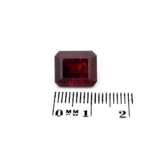 Granat 8.05 Karat Rot Rechteck – Naturstein mit Zertifikat und intensivem Glanz – Saphir & Smaragd Granat 8.05 Karat Rot Rechteck – Naturstein mit Zertifikat und intensivem Glanz