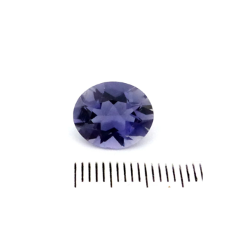 Iolith 3.51 Karat Blau-Violett Oval