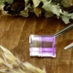 Quarz 6.04 Karat Bicolor Rechteck Zweifarbig Edelstein mit Zertifikat – Saphir & Smaragd Quarz 6.04 Karat Bicolor Rechteck