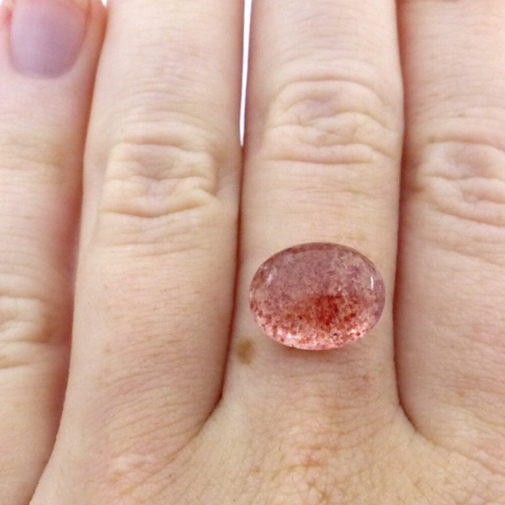 Quarz Piemontit 4.71 Karat Rot Oval (2) Quarz Piemontit 4.71 Karat Rot Oval