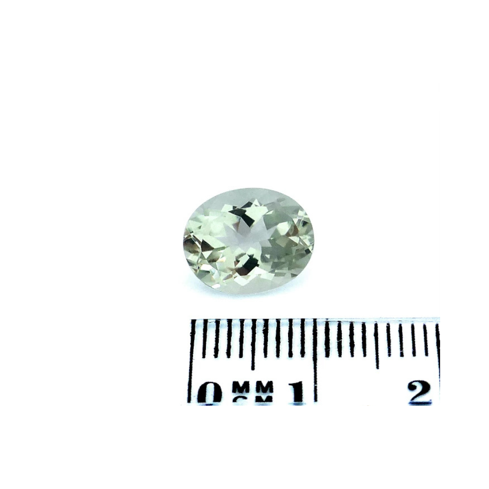 Quarz Prasiolith 3.15 Karat Hellgrün Oval (1) Quarz Prasiolith 3.15 Karat Hellgrün Oval