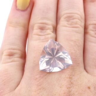 Rosenquarz 12.51 Karat Rosa Dreieck