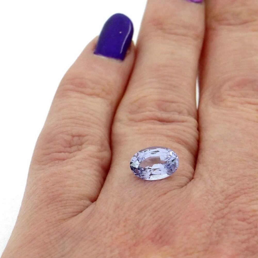 Spinell 2.09 Karat Lila Oval (1) Spinell 2.09 Karat Lila Oval