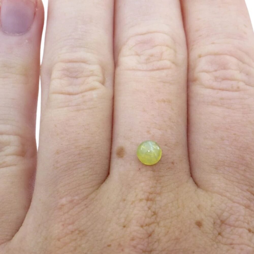 Chrysoberyll Katzenauge 0.70 Karat Rund Gelb (2) Chrysoberyll Katzenauge 0.70 Karat Rund Gelb