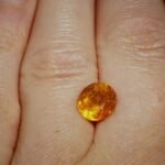 Clinohumit 2.70 Karat Orange – Seltene Facettierung & Intensives Leuchten – Saphir & Smaragd Clinohumit 2.70 Karat Orange