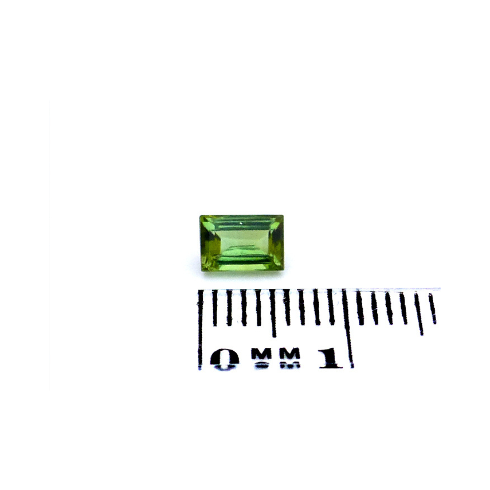 Turmalin 0.76 Karat Grün Rechteck (2) Turmalin 0.76 Karat Grün Rechteck