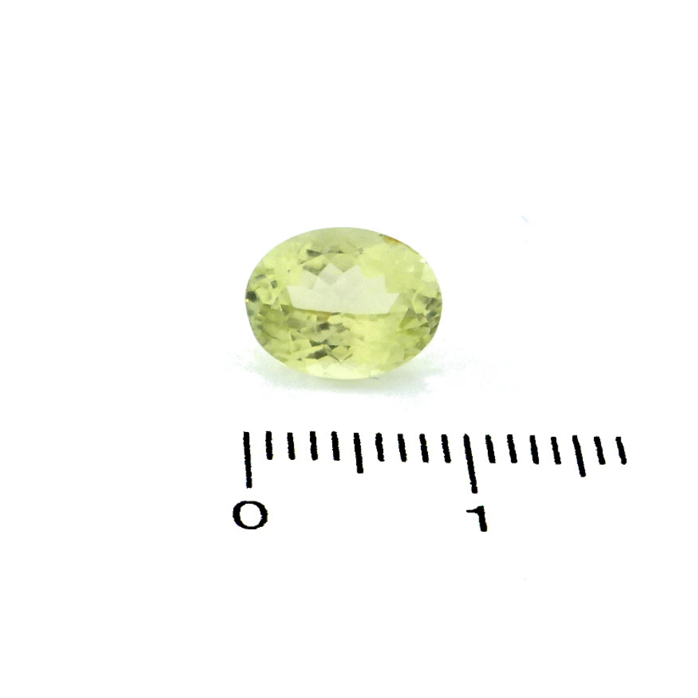 Turmalin 2.12 Karat Hellgelb Oval (2) Turmalin 2.12 Karat Hellgelb Oval – ein strahlender Edelstein mit zarter Farbnuance und natürlicher Reinheit