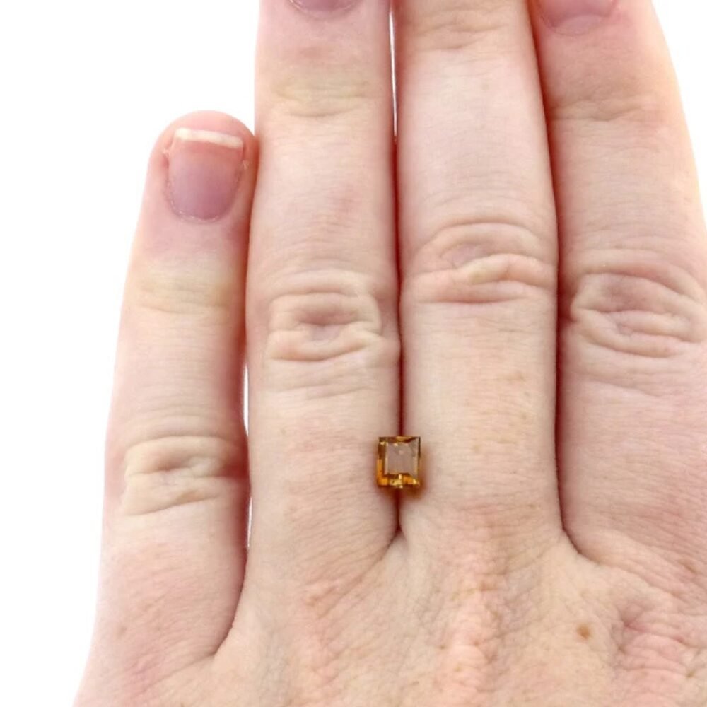 Zirkon 1.26 Karat Orange Rechteck (1) Zirkon 1.26 Karat Orange Rechteck