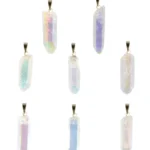 Anhänger Angel Aura Quarz Kristall mit 14k Goldöse – 2.5 × 0.7–3.2 × 0.8 cm – Naturstein & Unikat – Saphir & Smaragd Anhänger Angel Aura Quarz Kristall mit 14k Goldöse – 2.5 × 0.7–3.2 × 0.8 cm – Naturstein & Unikat