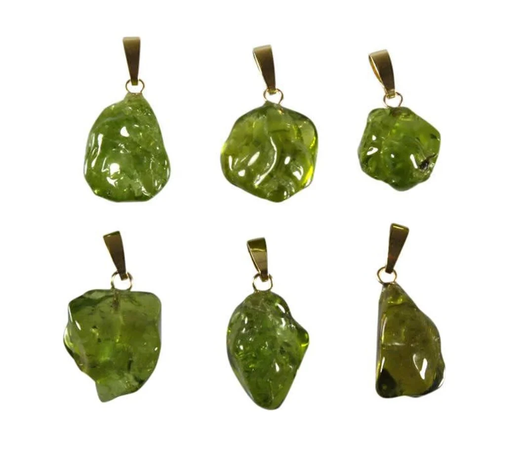 peridoot-hanger-a-kwaliteit-met-14k-gouden-oogje (1) Anhänger mit Peridot Grün – Handgefertigt mit 14k Goldöse