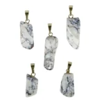 Anhänger mit Mount Shasta Opal – Hochschwingender Edelopal mit 14 Karat Goldöse – Saphir & Smaragd Anhänger mit Mount Shasta Opal – Hochschwingender Edelopal mit 14 Karat Goldöse