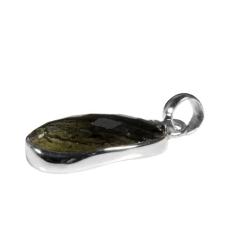 Anhänger mit Moldavit oval facettiert – halbpoliert 2.3 x 1.5 cm in Silber 925