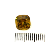 Sphen Kissen Farbe braun 2.44 Karat