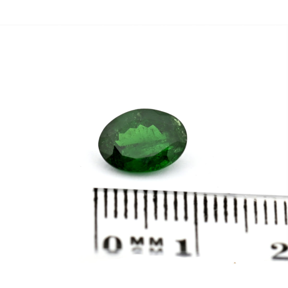 Tsavorit Granat Oval Farbe grün 1.83 Karat