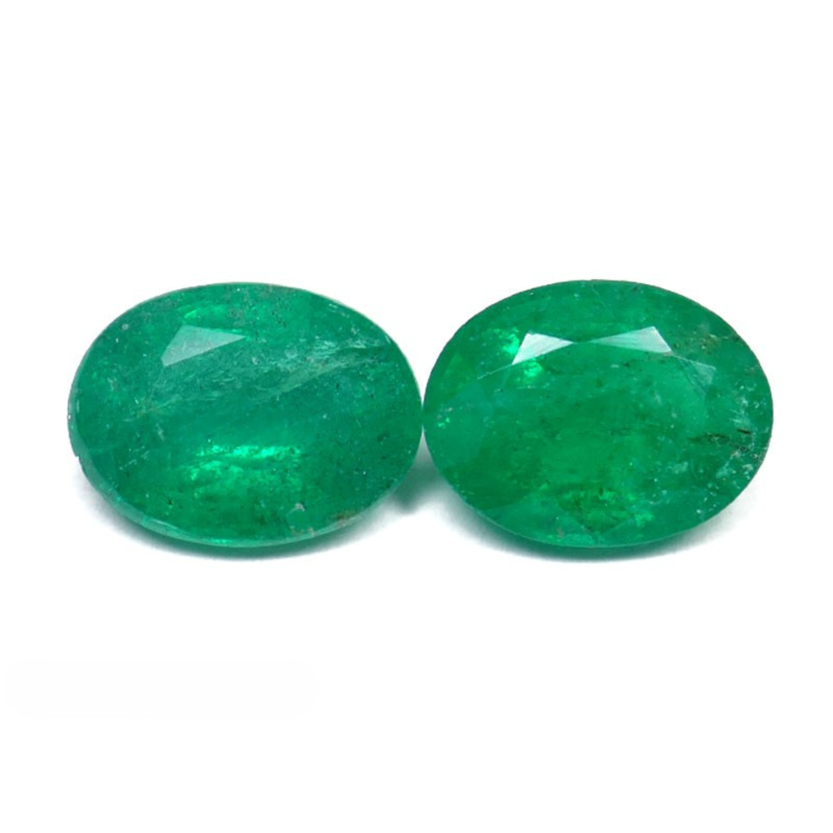 Smaragd Oval Grün 2.31 Karat Paar Smaragd Oval Grün 2.31 Karat Paar
