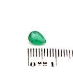 Smaragd Tropfen Grün 0.55 Karat natürlicher Edelstein aus Brasilien – Saphir & Smaragd Smaragd Tropfen Grün 0.55 Karat natürlicher Edelstein aus Brasilien