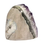 Amethyst A-Qualität Cluster 10,7 × 8,1 × 11,5 cm – 1360 Gramm – Amethyst aus Uruguay