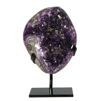Amethyst Cluster auf Stand